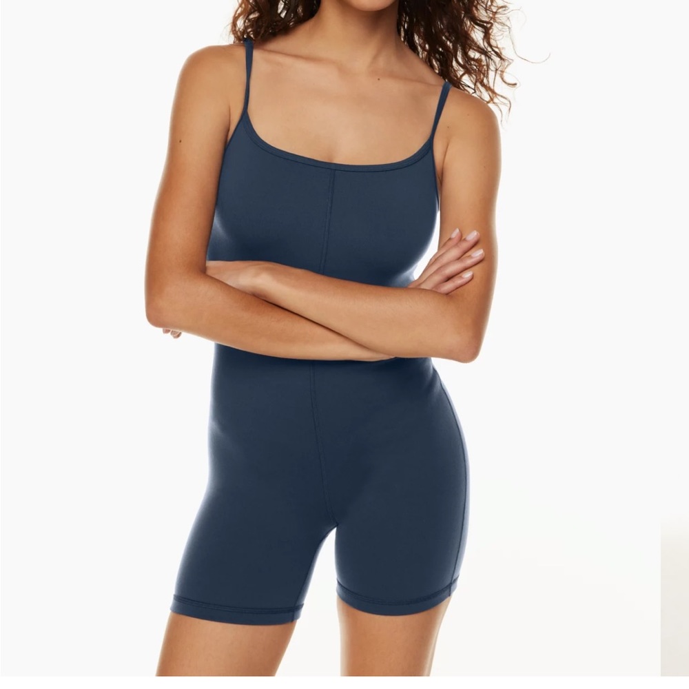 Aritzia Wilfred Free Divinity 5” Romper